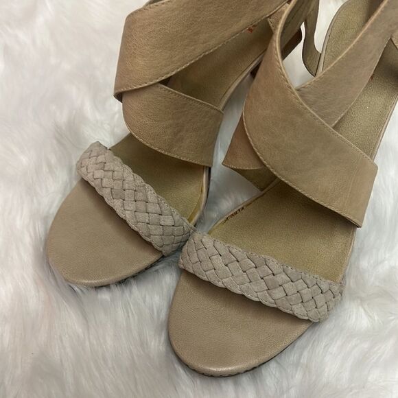 LEVITY Suede Soft Leather Eucalipto Tory Taupe Braided Crisscross Heels BIN 13 - Picture 8 of 10